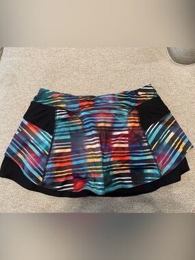 Athleta LARGE Multicolor Striped Active Skort with Black Panels